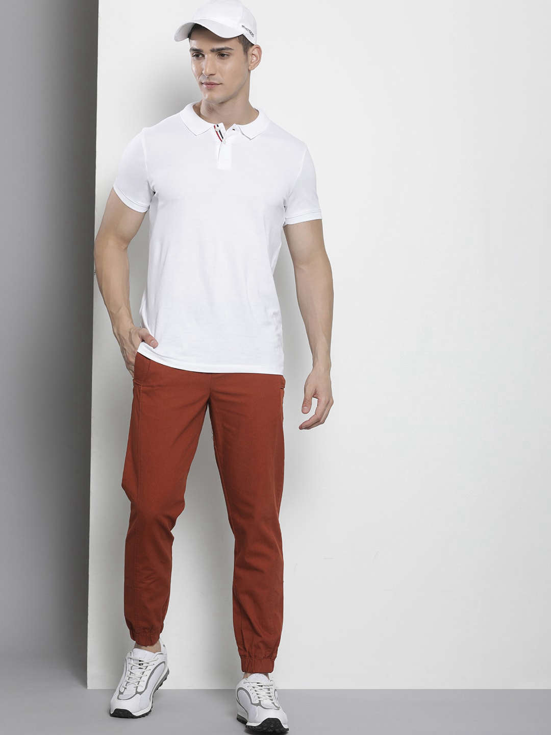 Shop Men Jogger Pant Online.