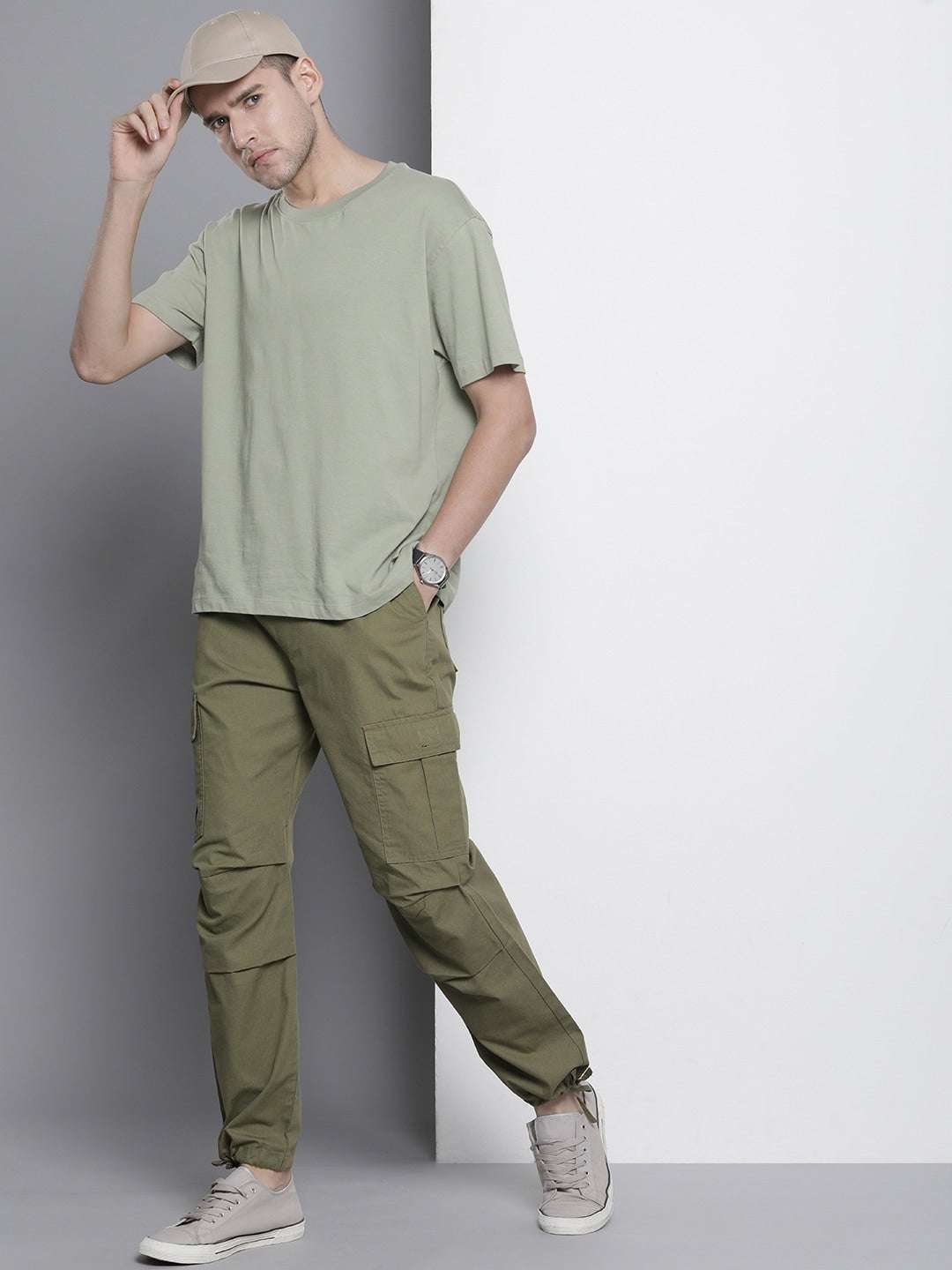 Shop Men Cargo Trouser Online.