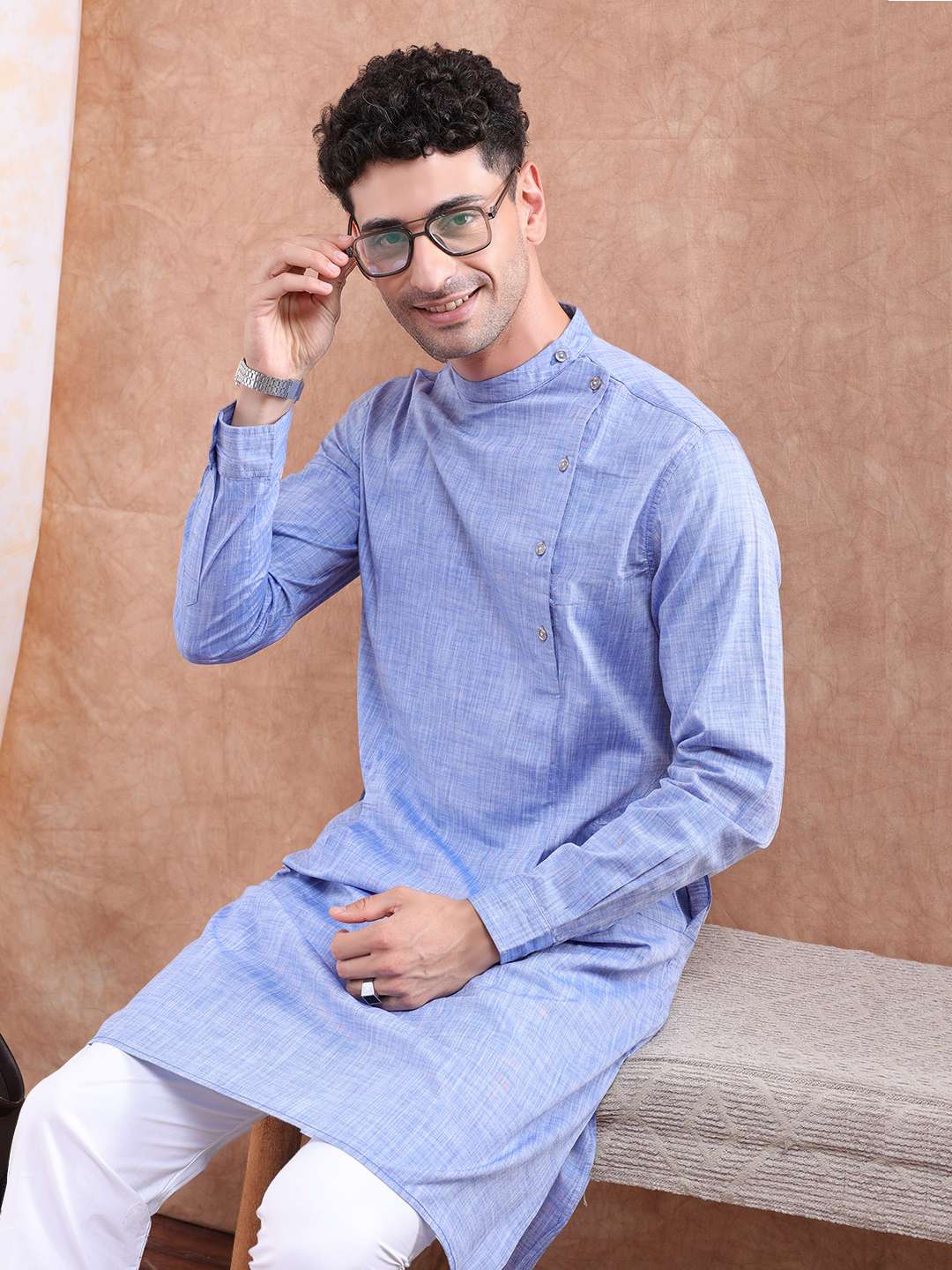 Shop Men Long Kurta Trail Cut Online.