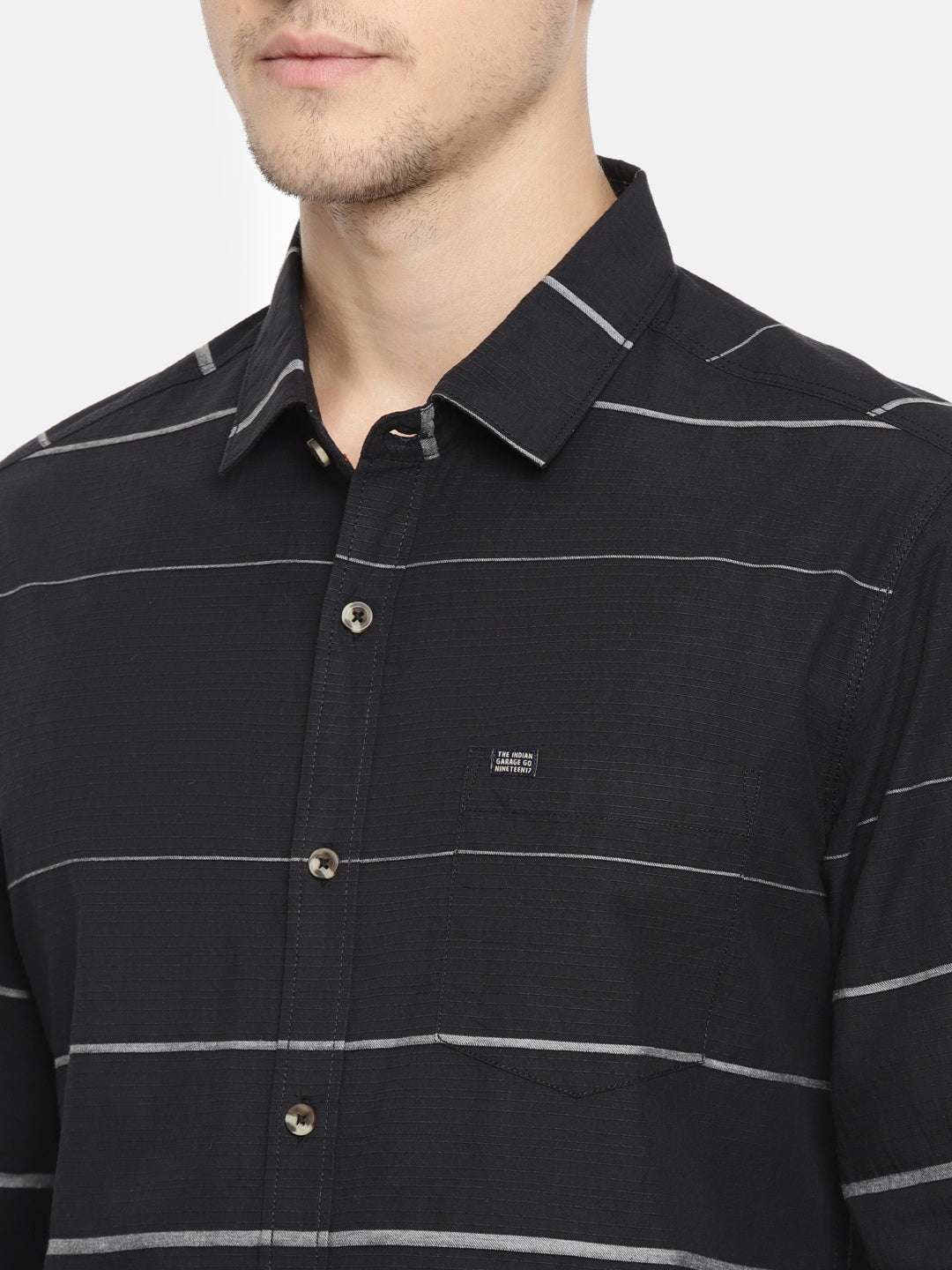 Shop Men Casual Checked Shirt Online.