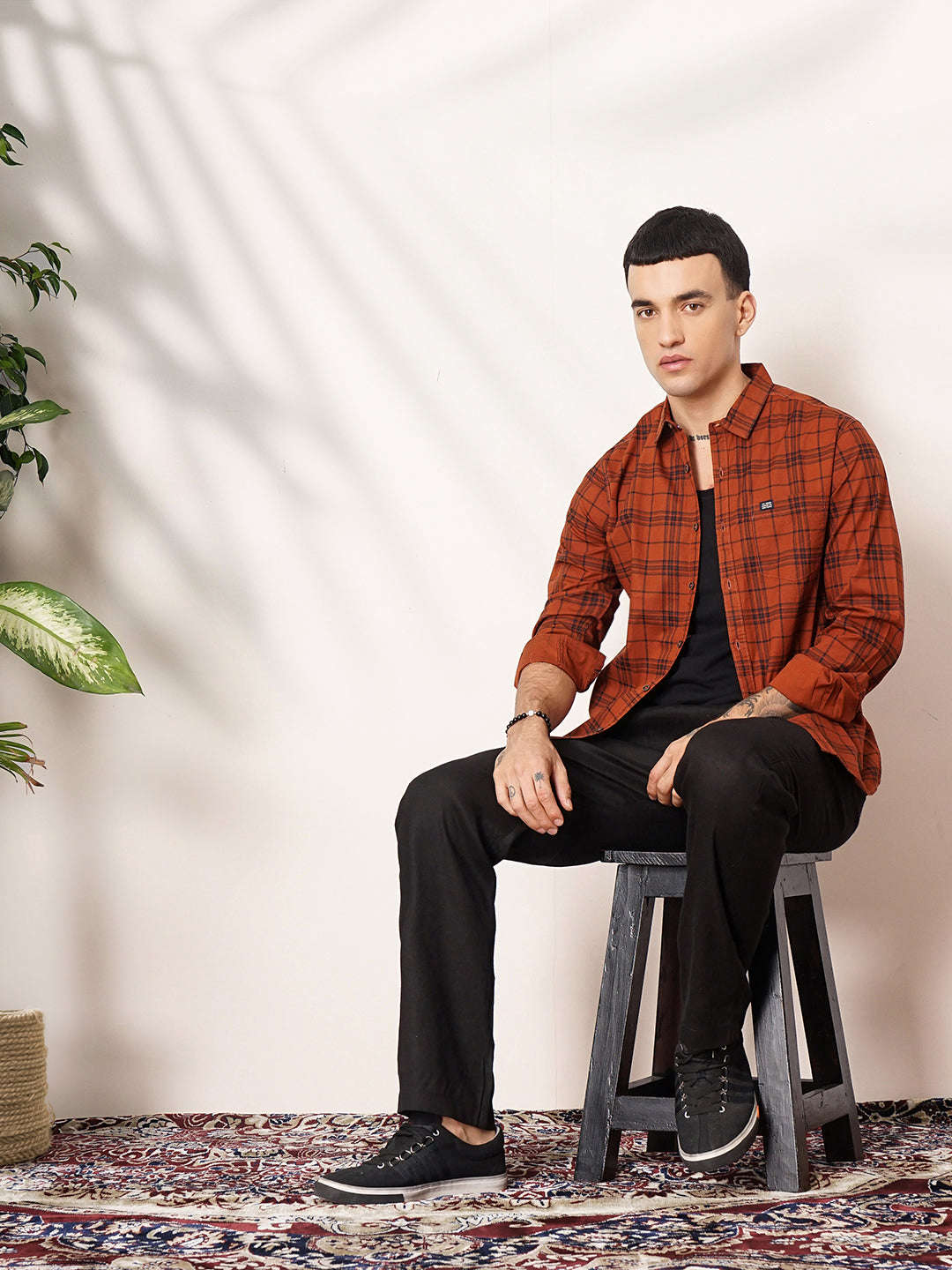 Shop Men Checked Casual Shirt Online.