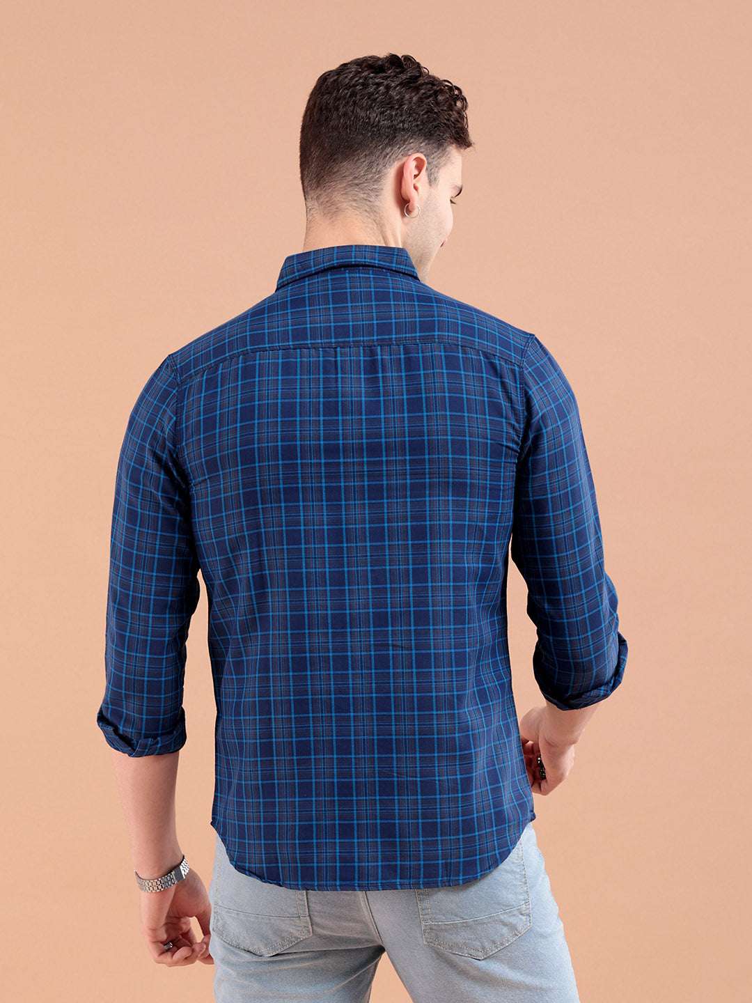 Shop Men Checked Casual Shirt Online.