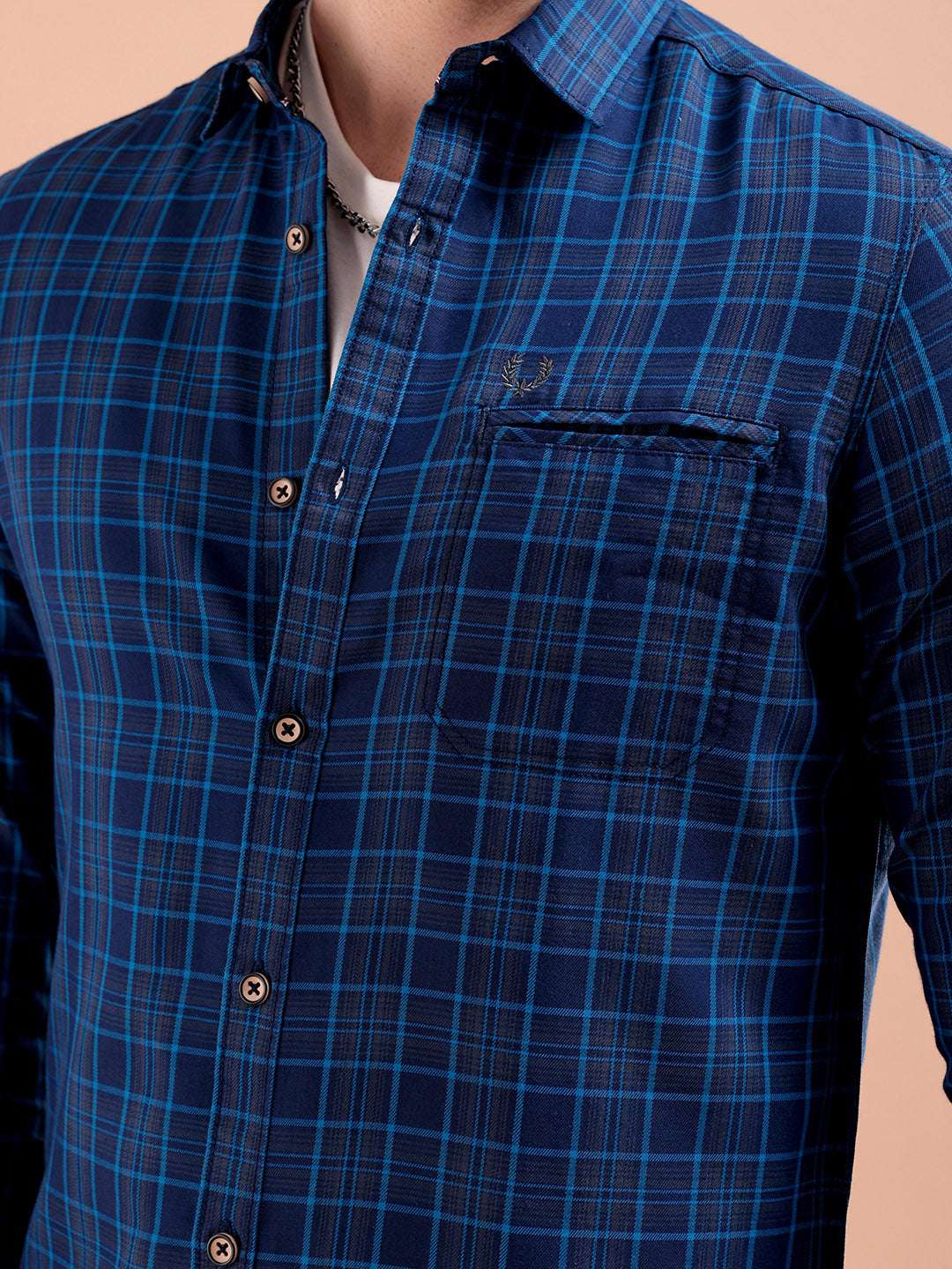 Shop Men Checked Casual Shirt Online.