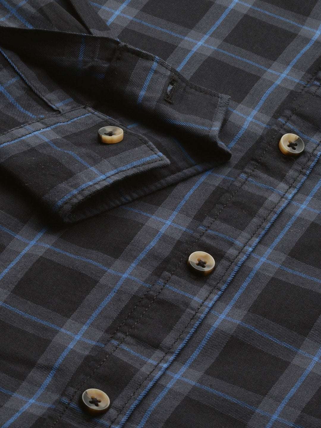 Shop Men Casual Checked Shirt Online.