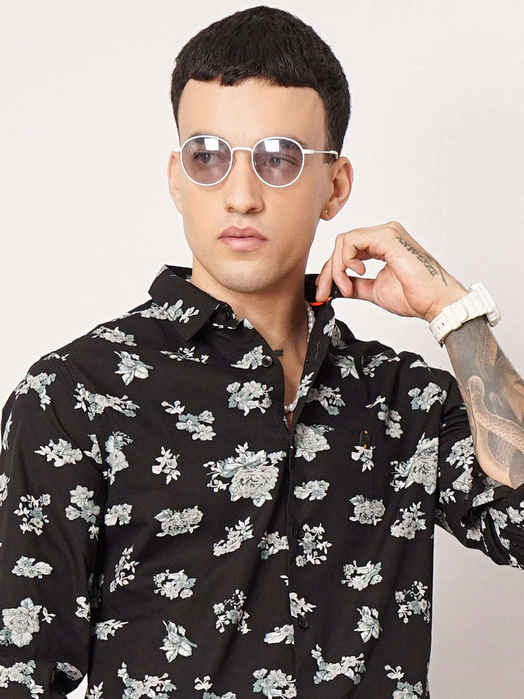 Shop Men Floral Casual Shirt Online.