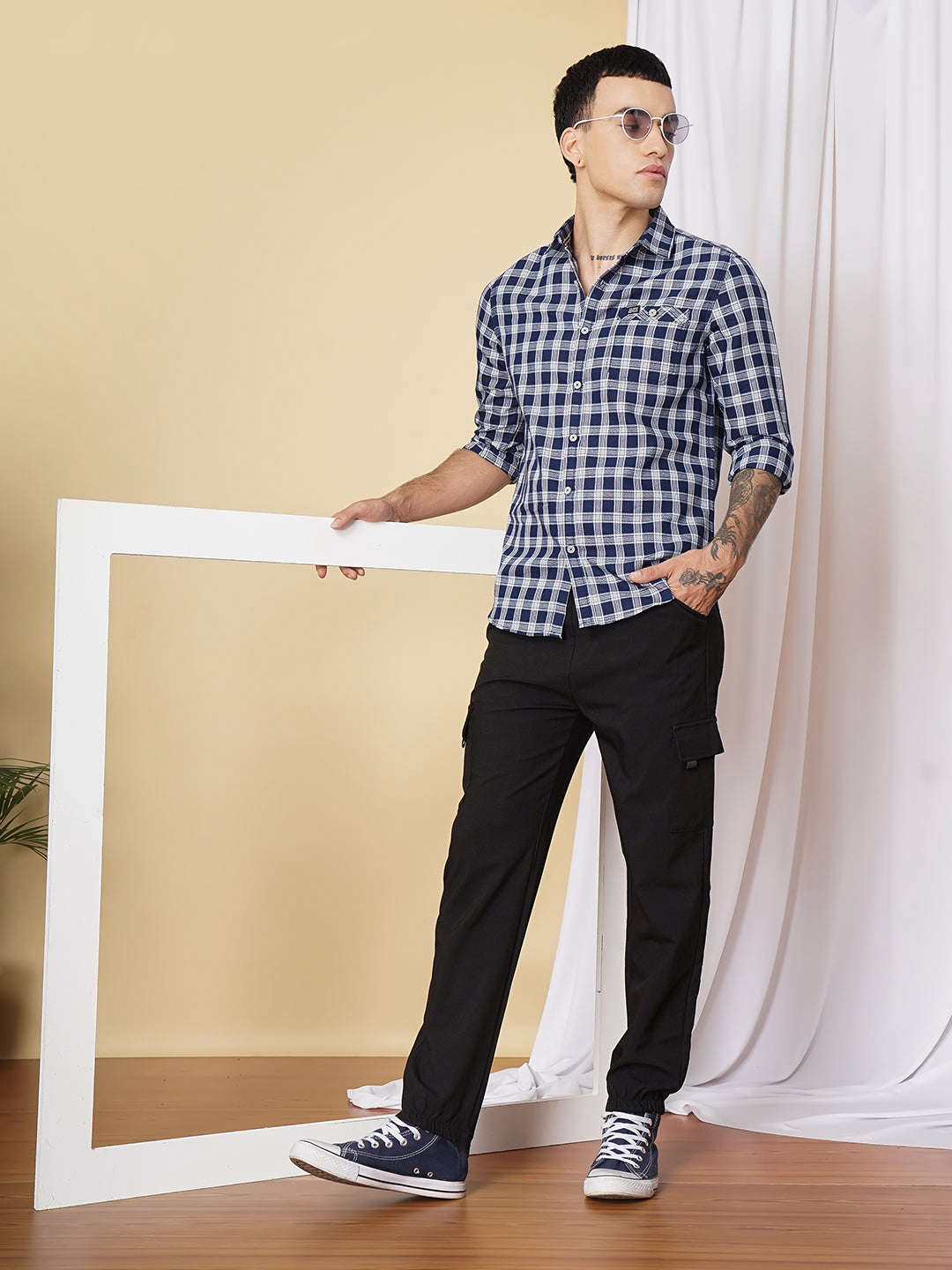 Shop Men Checked Casual Shirt Online.