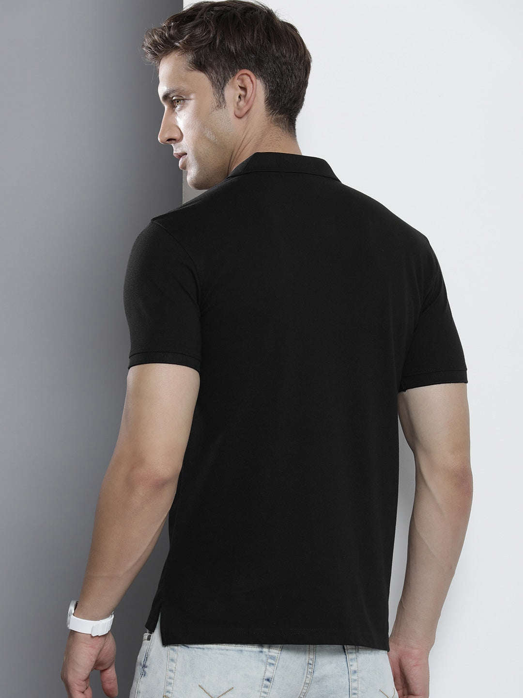 Shop Men Basic T-Shirt Online.