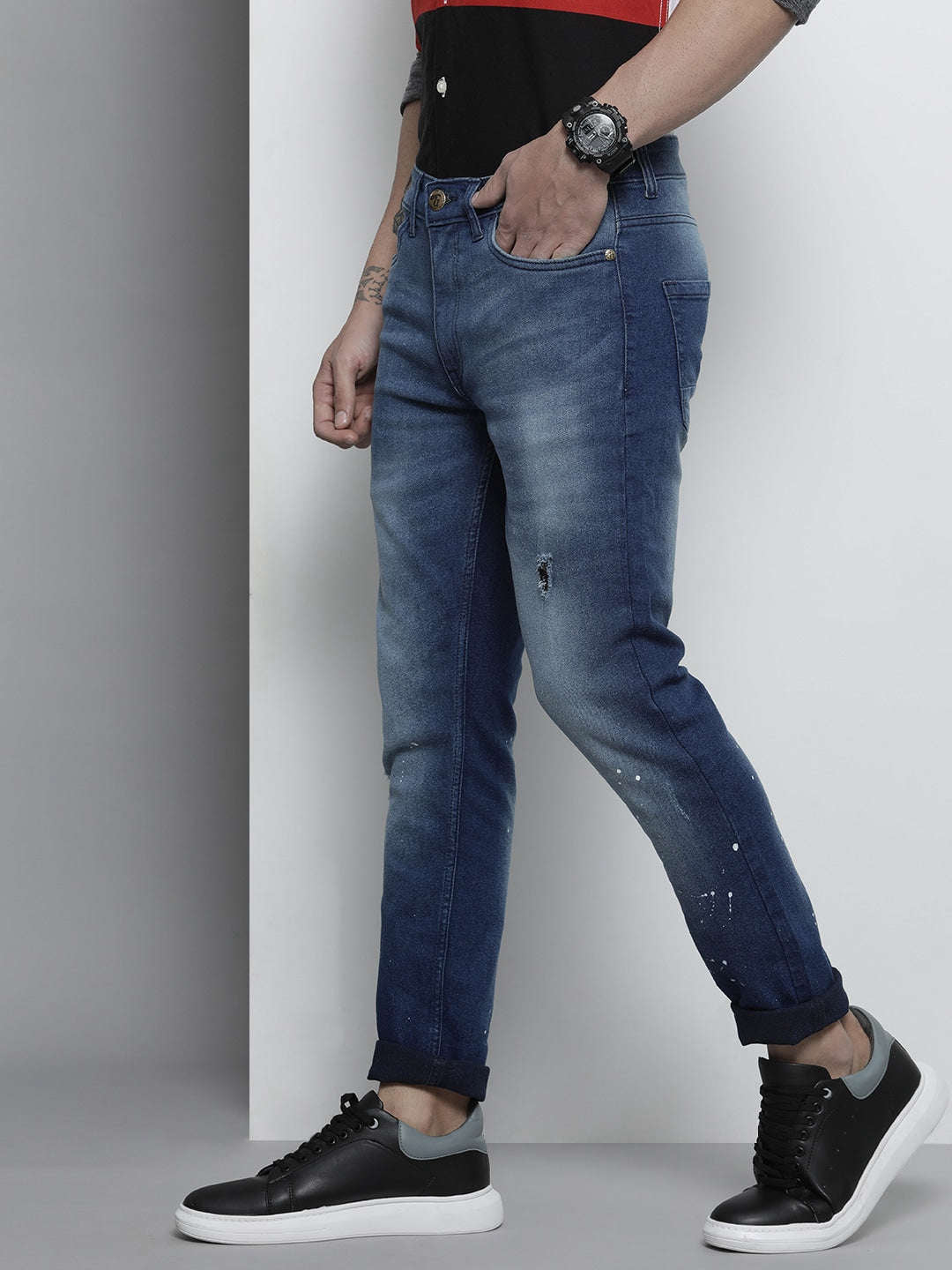 Shop Men Slim Fit Jeans Online.