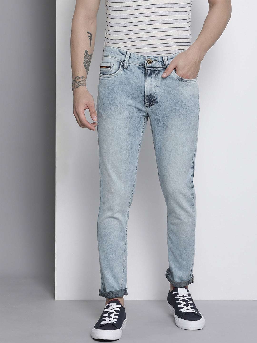 Shop Men Slim Fit Jeans Online.