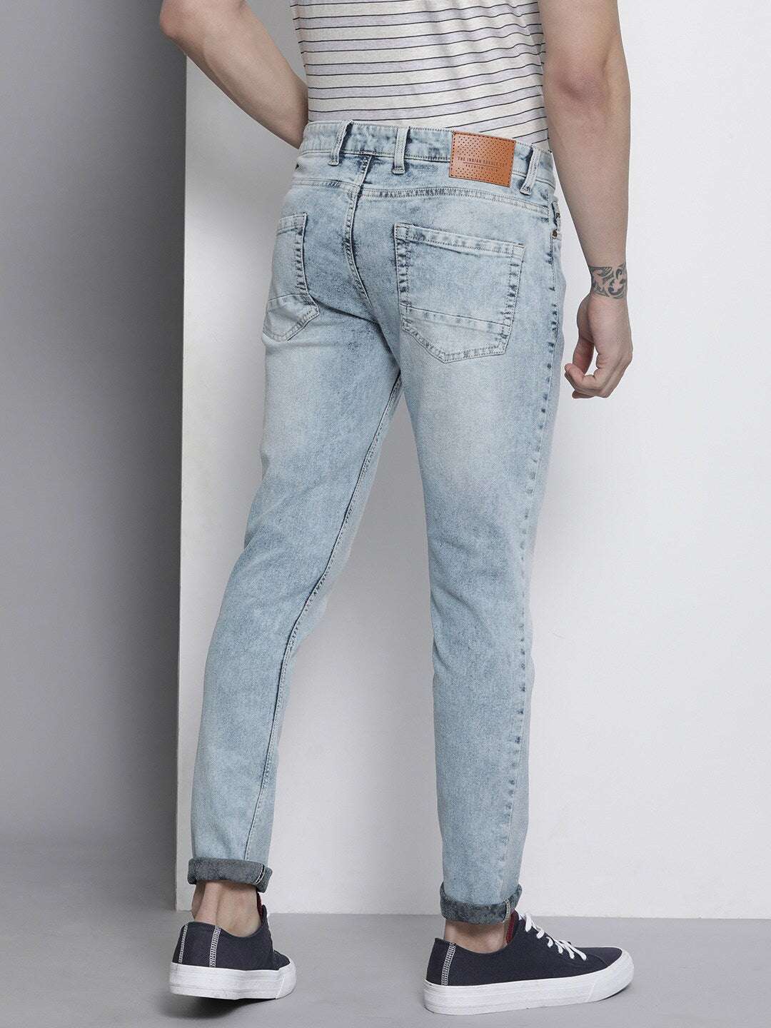 Shop Men Slim Fit Jeans Online.