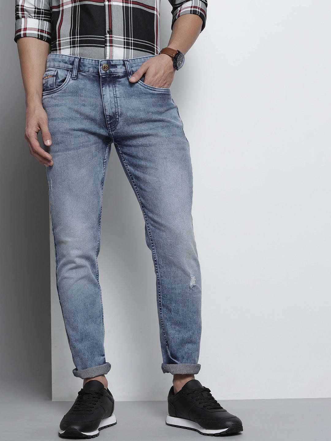 Shop Men Solid Slim Fit Denim Online.