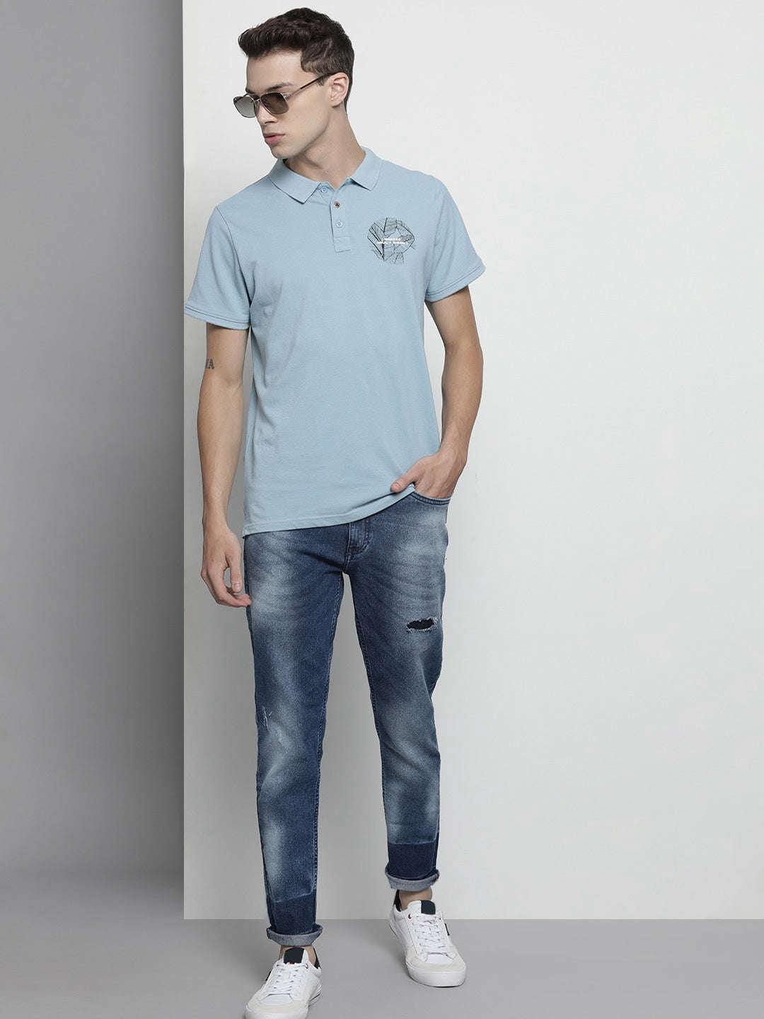 Shop Men Slim Fit Jeans Online.