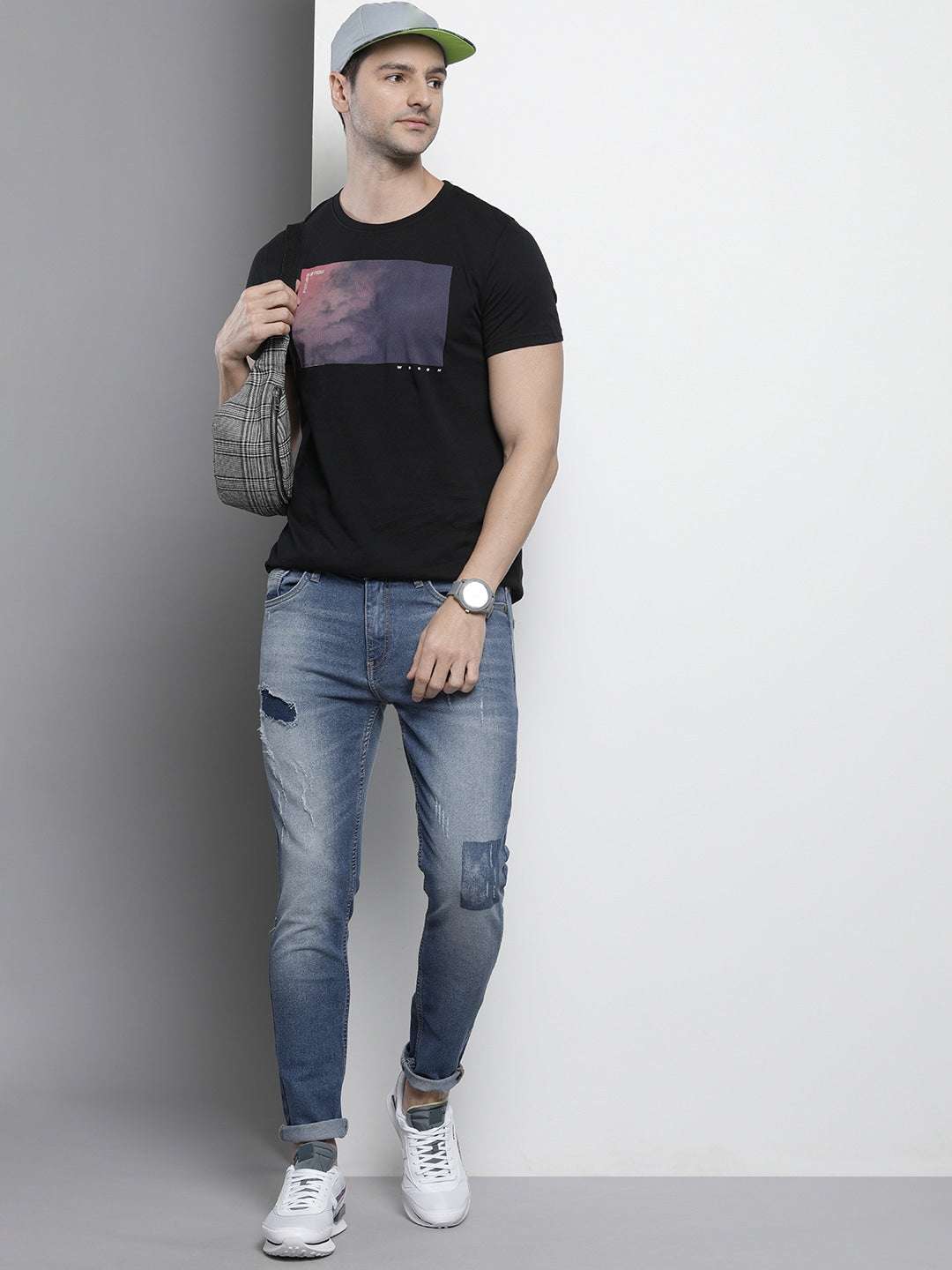 Shop Men Slim Fit Jeans Online.