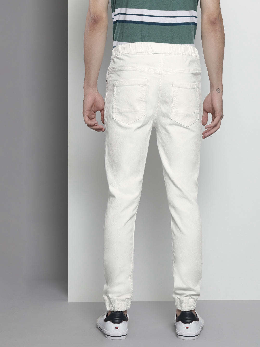 Shop Men Jeans Denim Online.