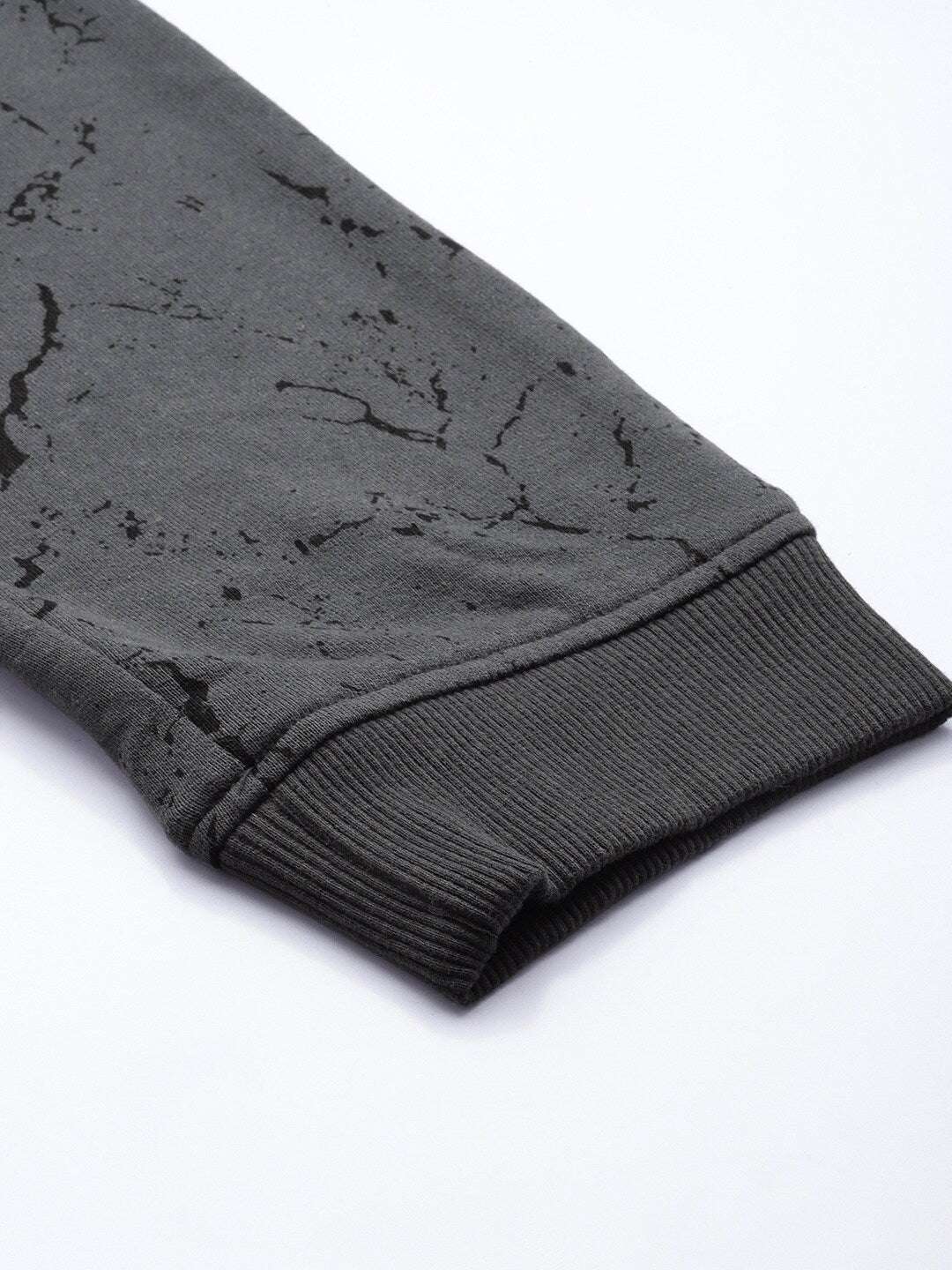 Shop Men Joggers Pant Online.