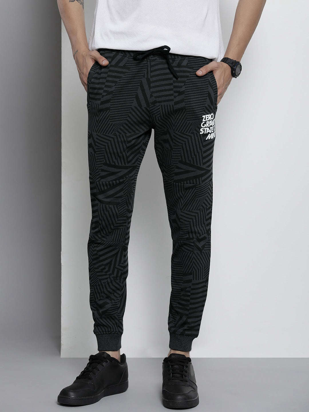 Shop Men Jogger Online.