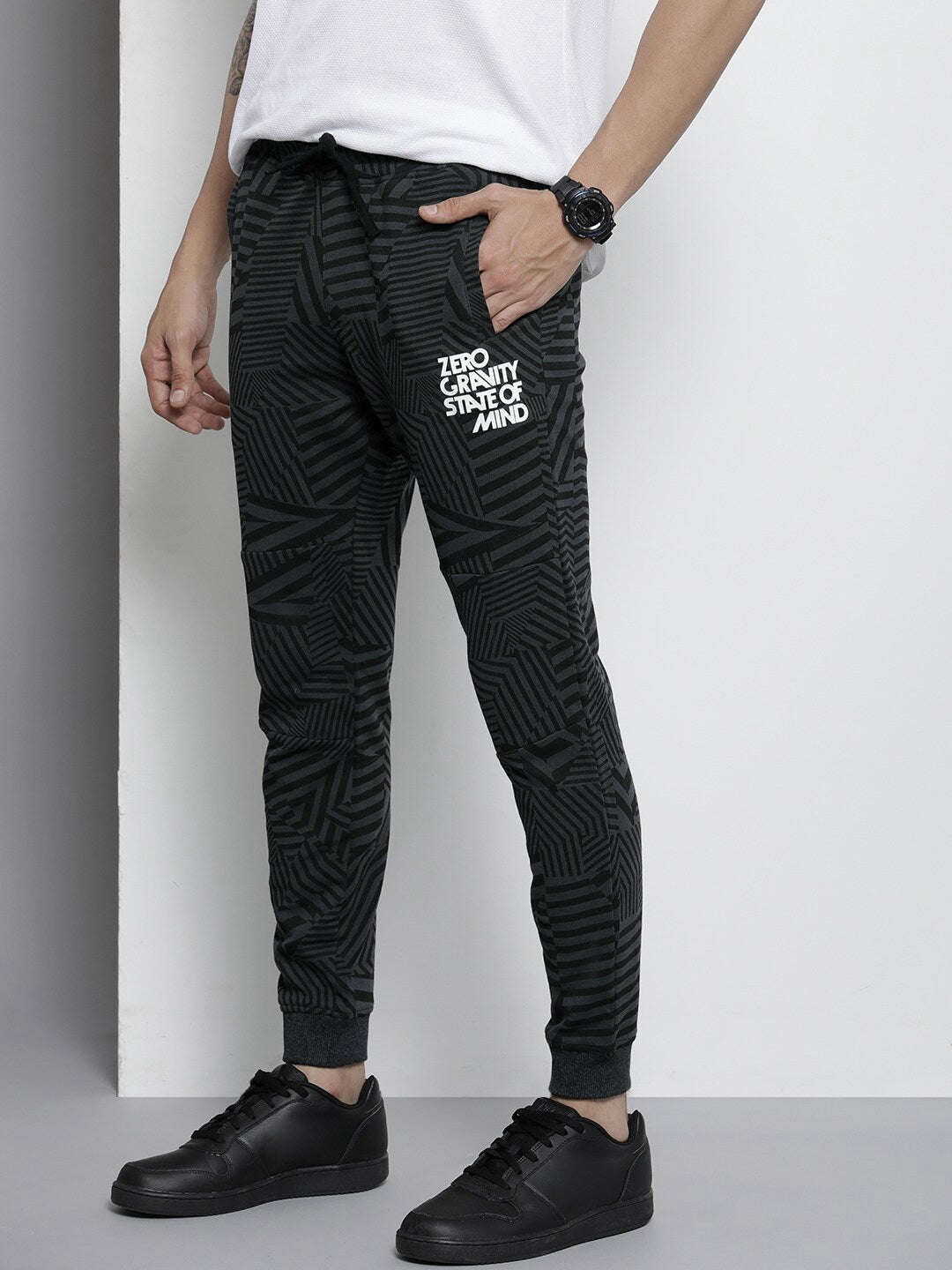 Shop Men Jogger Online.