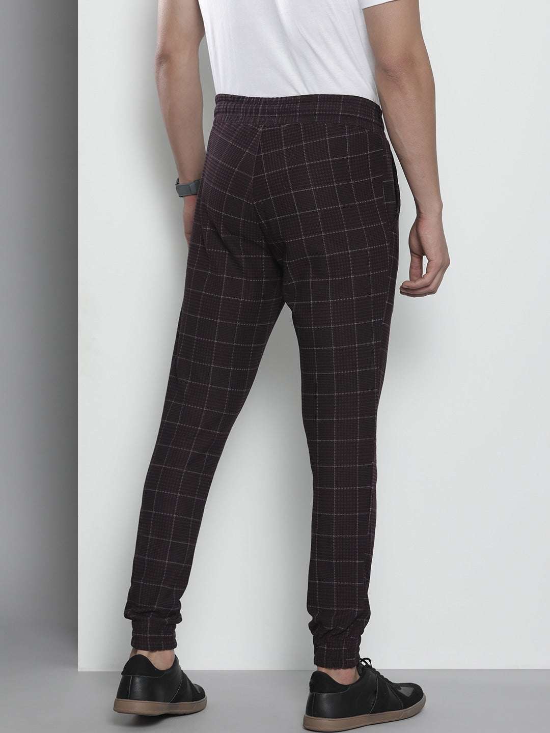 Shop Men Jogger Checkered Online.