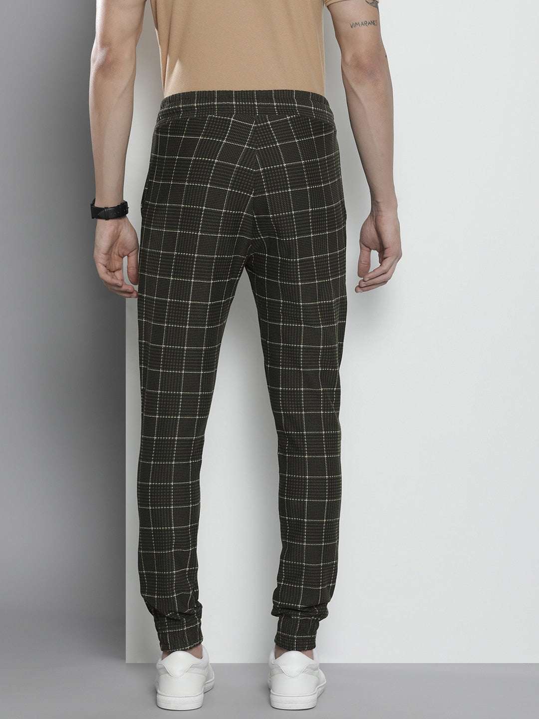 Shop Men Jogger Checkered Online.