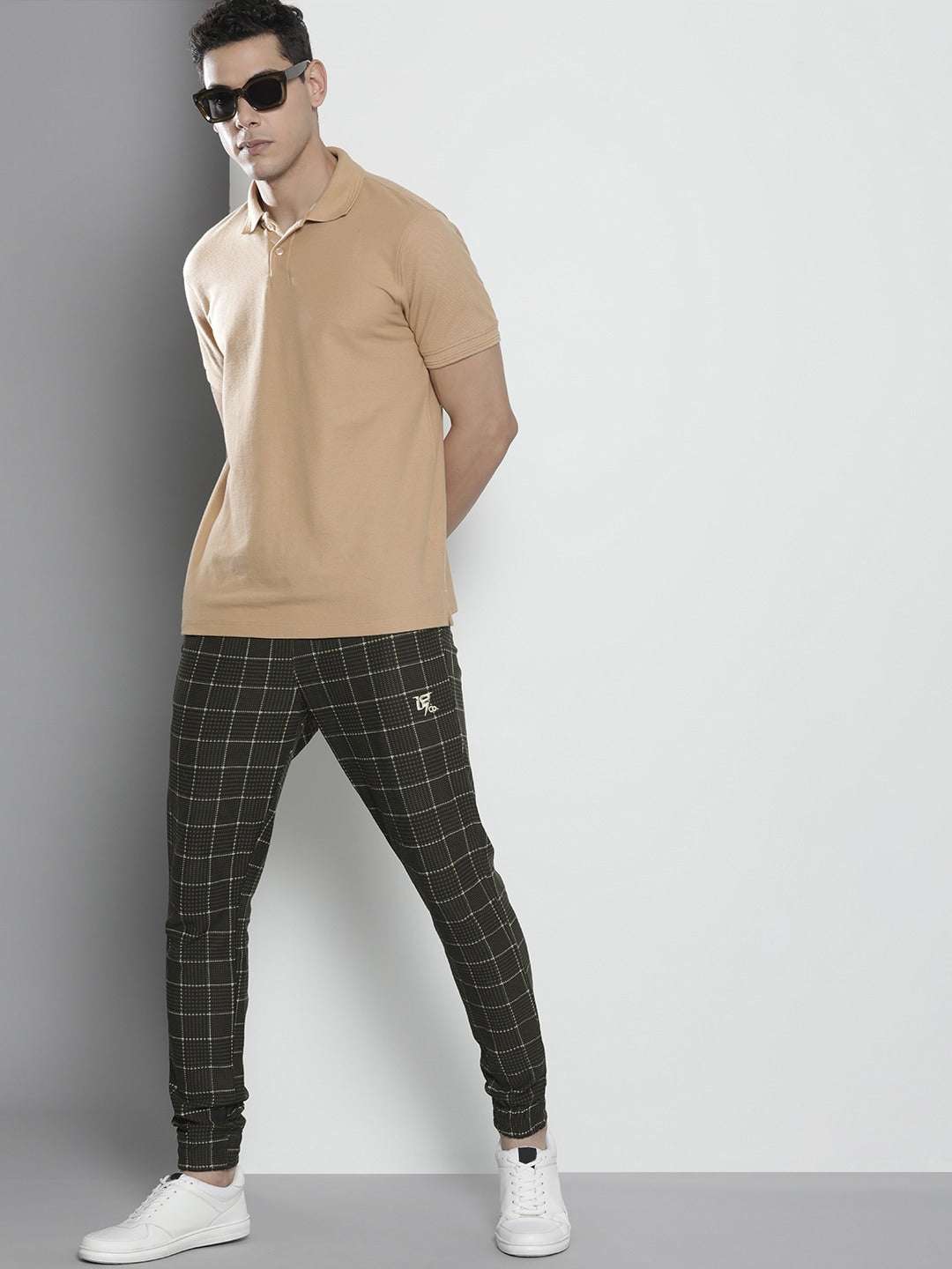 Shop Men Jogger Checkered Online.