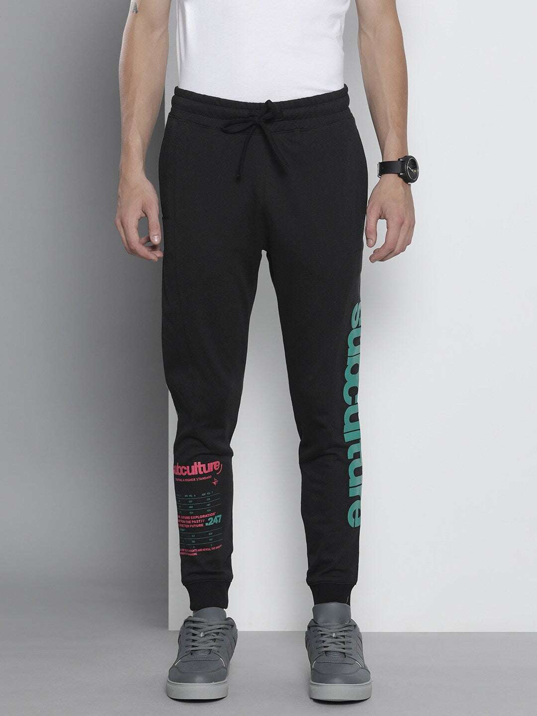 Shop Men Jogger Online.