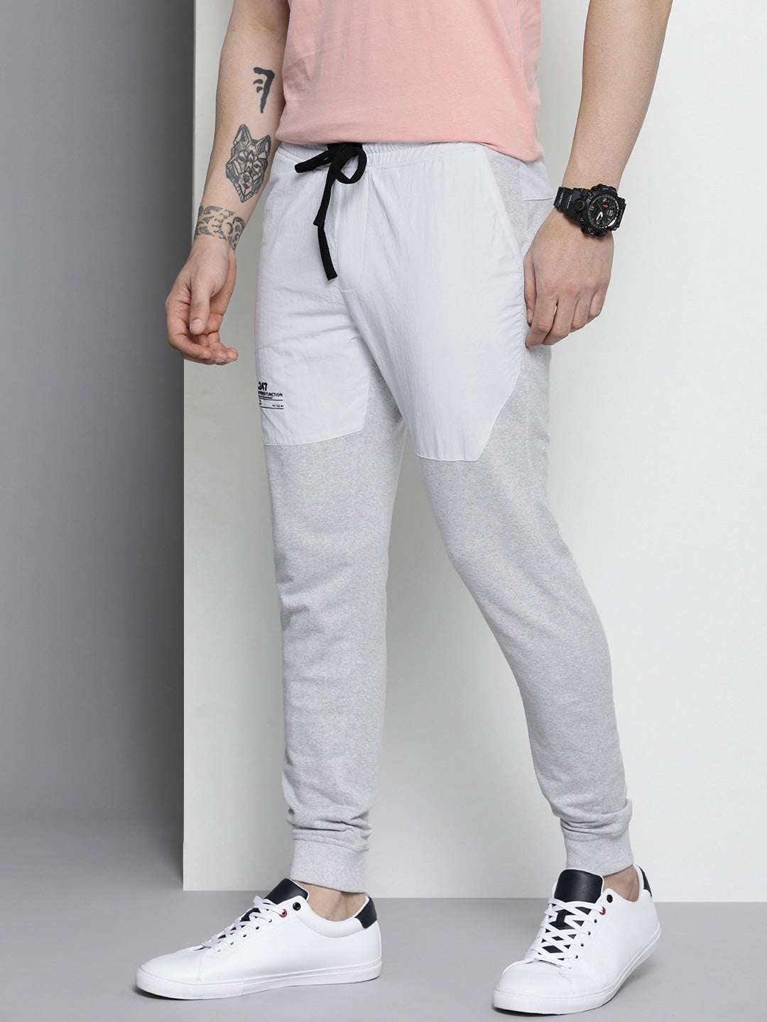 Shop Men Joggers Pant Online.