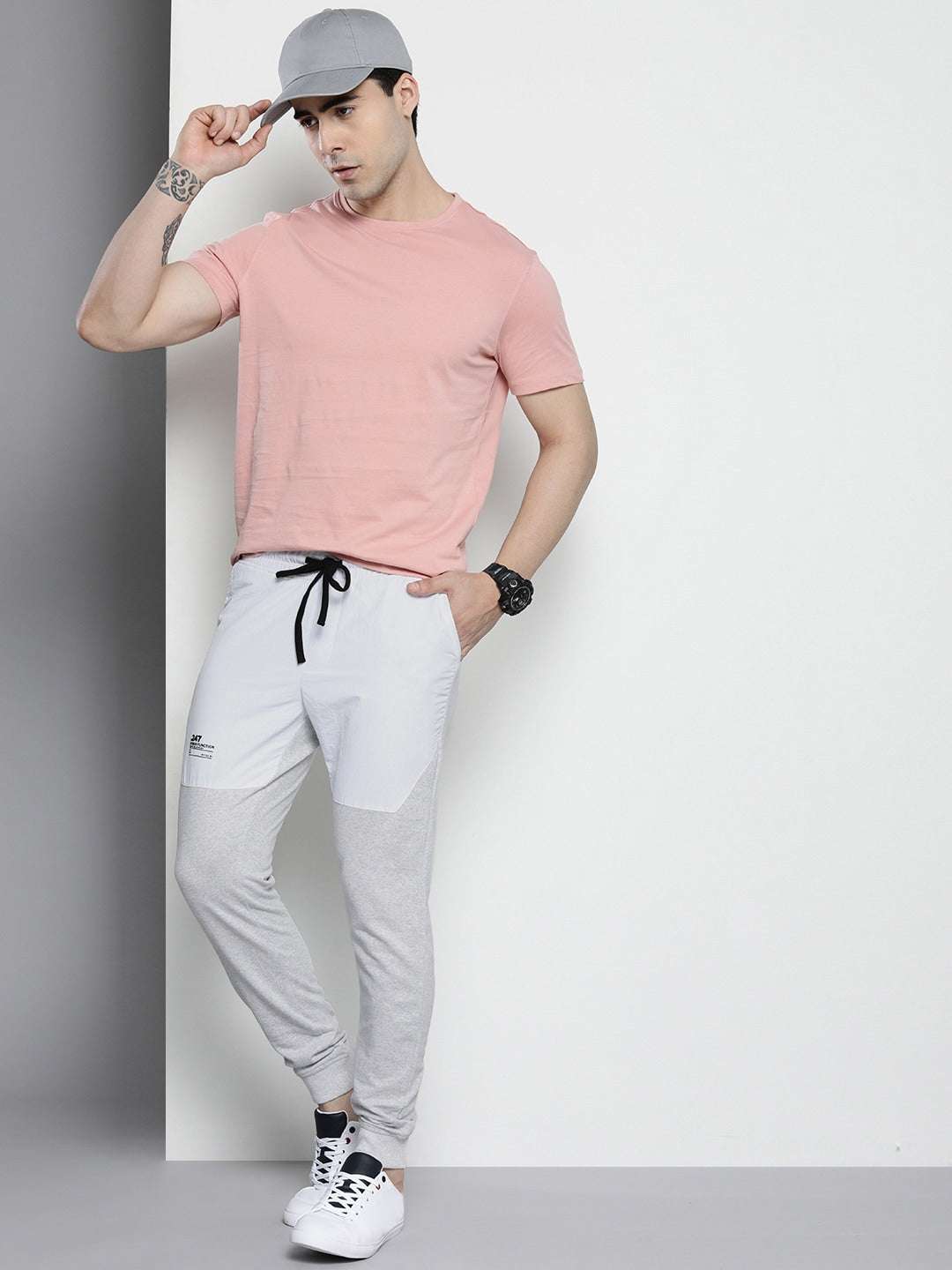 Shop Men Joggers Pant Online.