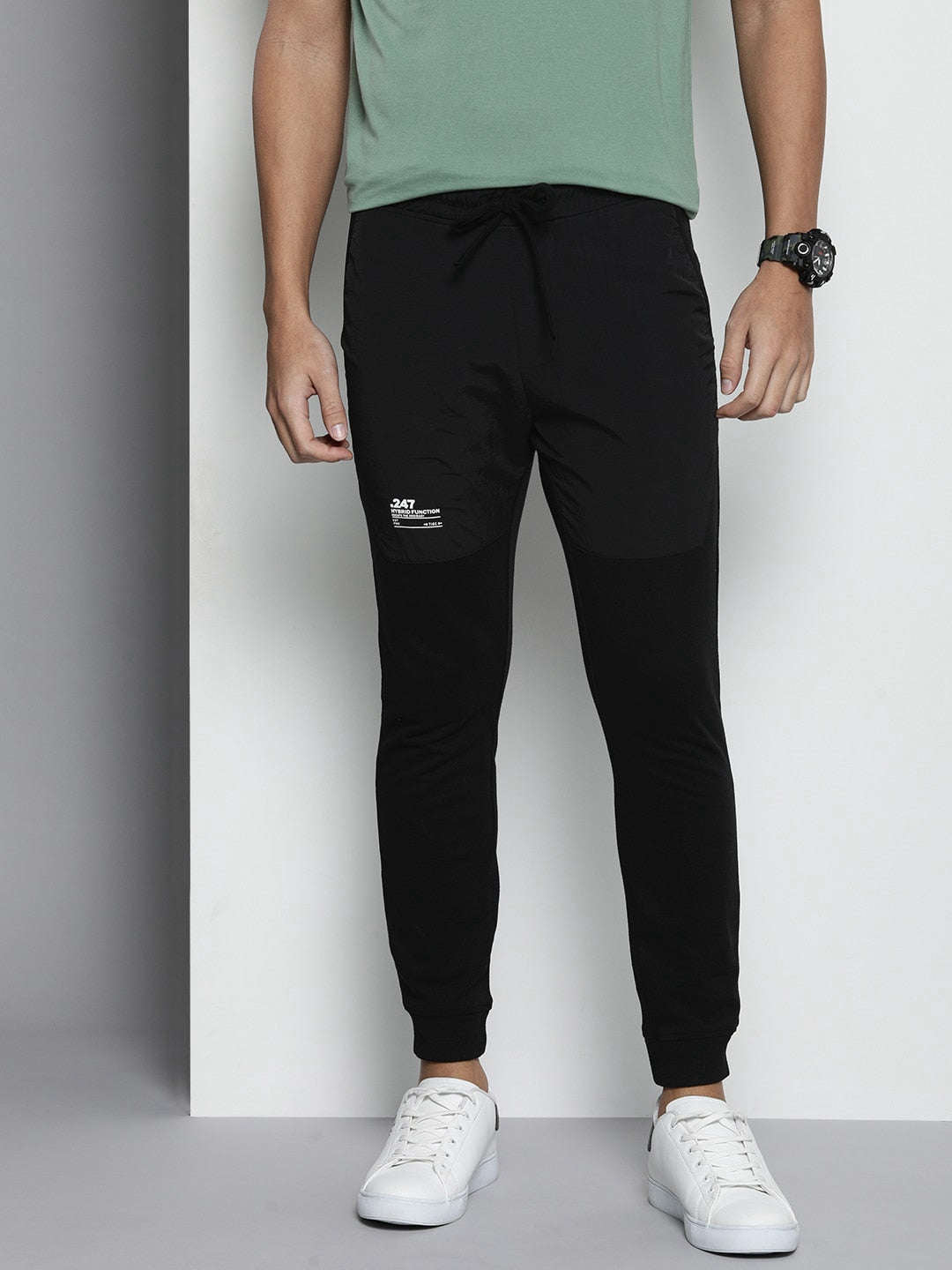 Shop Men Athleisure Jogger Online.