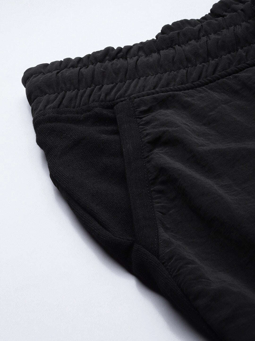 Shop Men Athleisure Jogger Online.