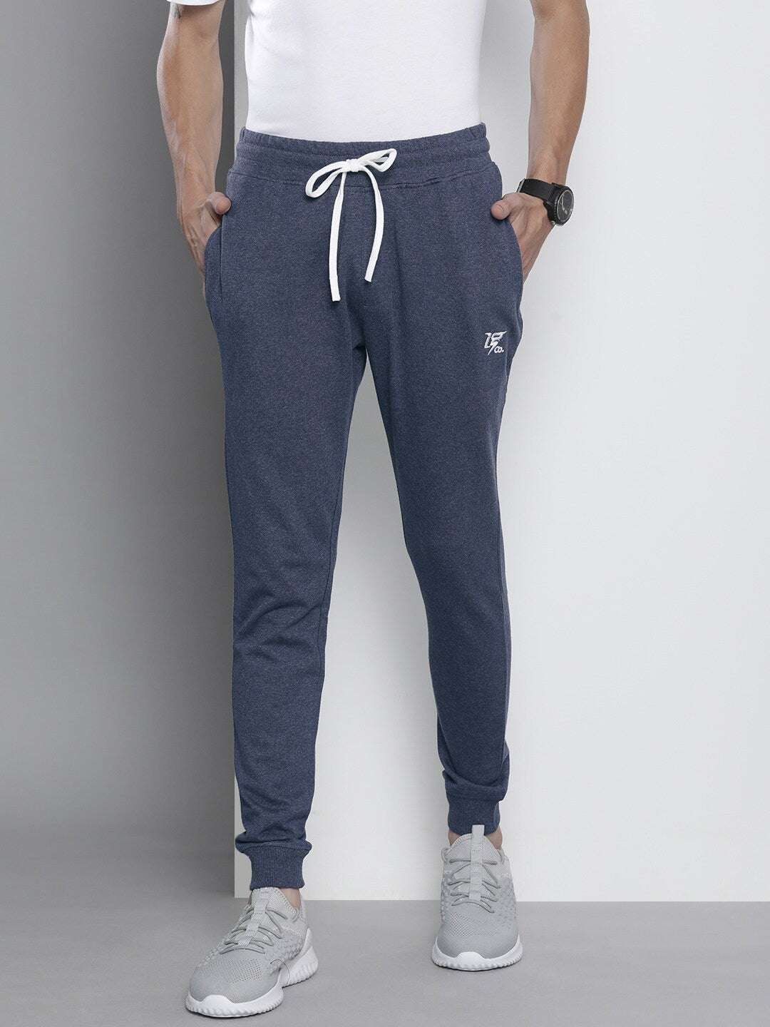 Shop Men Jogger Pant Online.