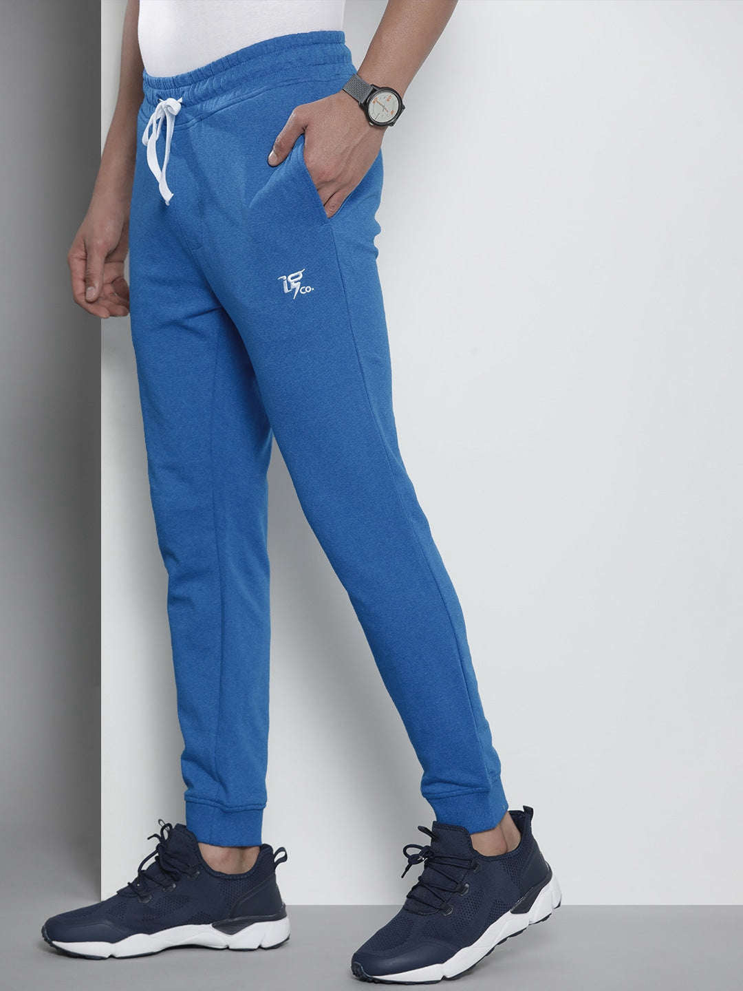 Shop Men Slim Fit Track Pant Online.