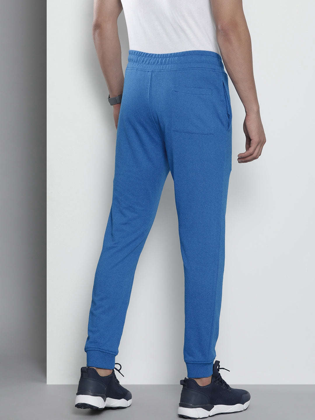 Shop Men Slim Fit Track Pant Online.