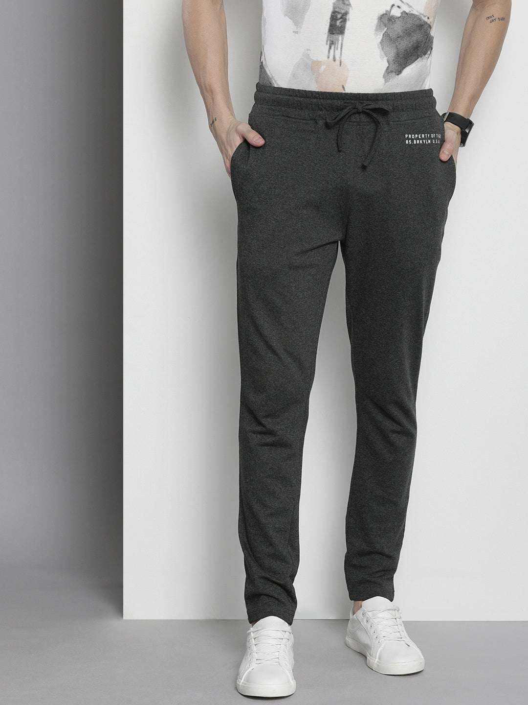 Shop Men Jogger Jogger Online.