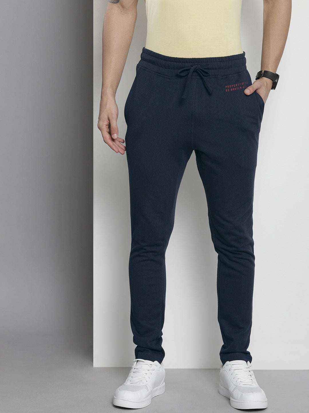 Shop Men Jogger Jogger Online.