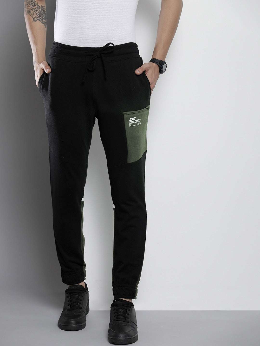 Shop Men Jogger Online.