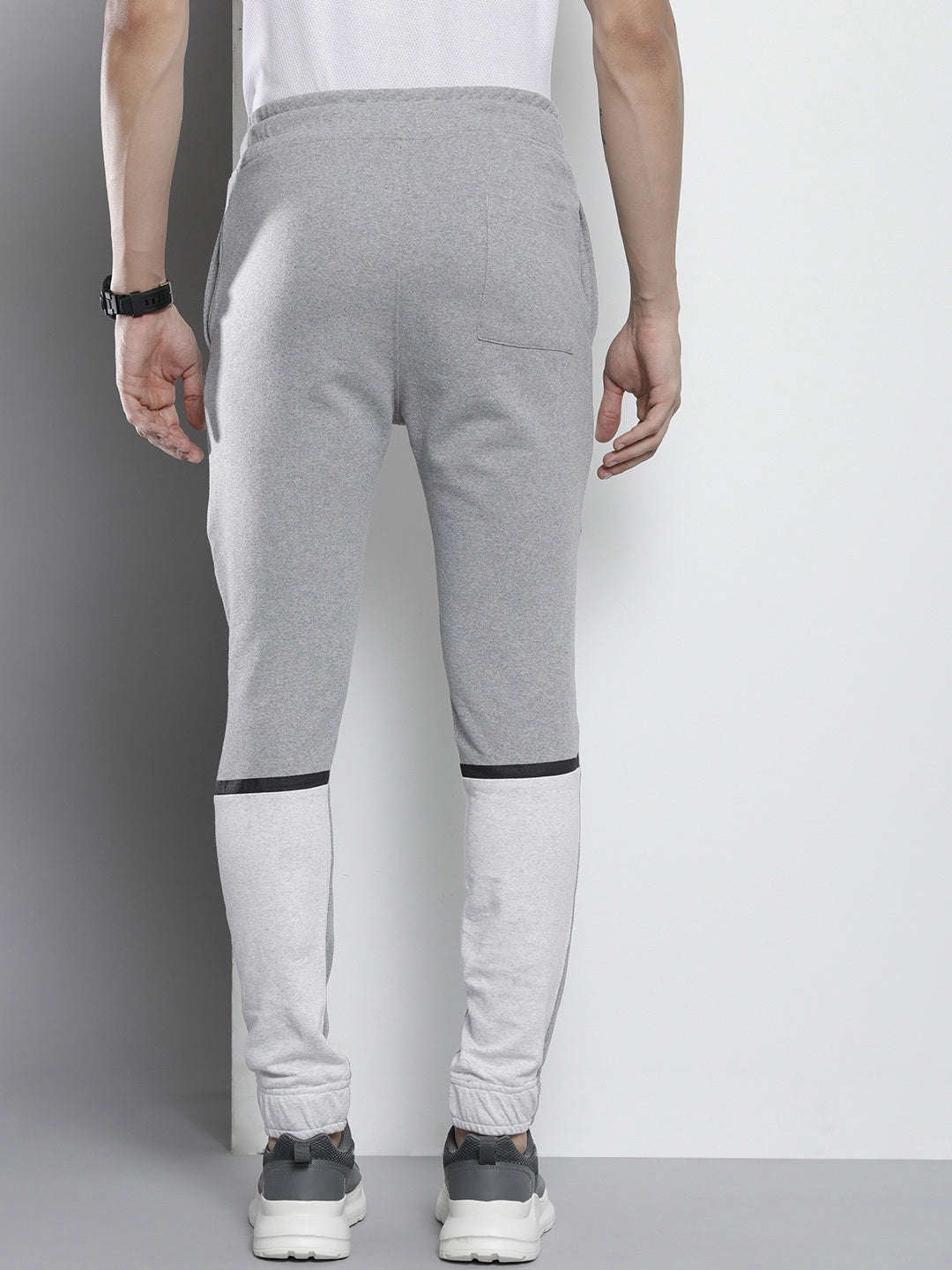 Shop Men Jogger Online.