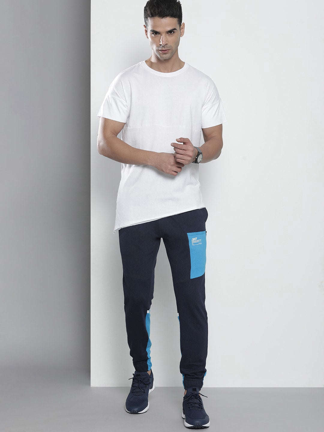 Shop Men Jogger Online.