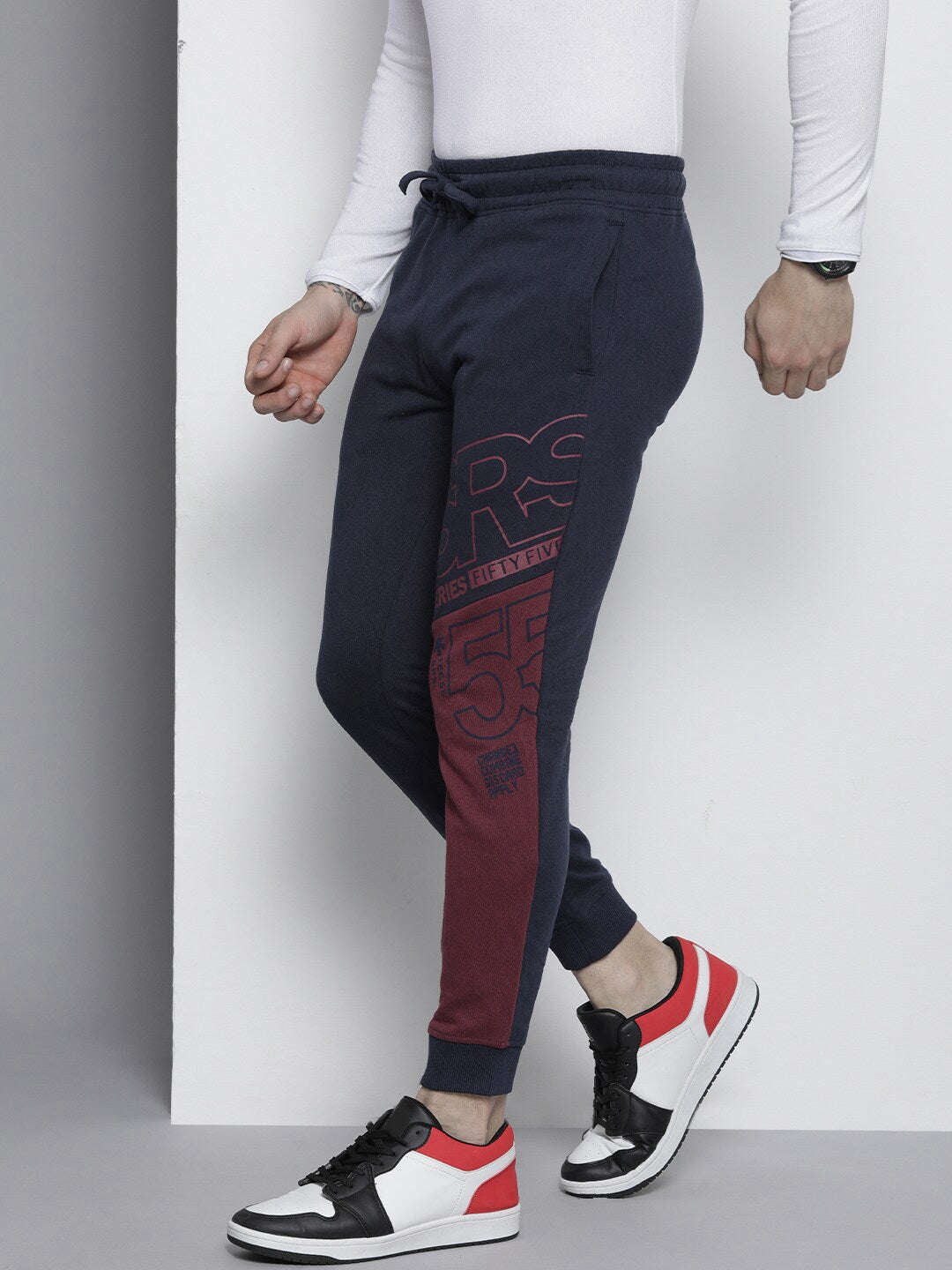 Shop Men Jogger Online.