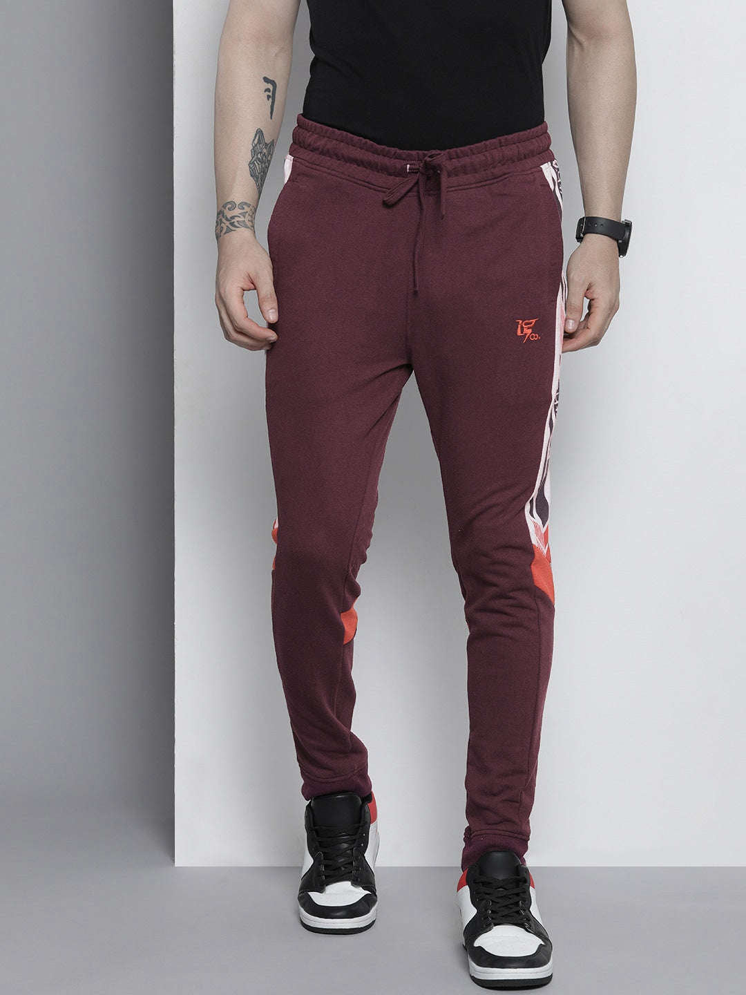 Shop Men Jogger Online.