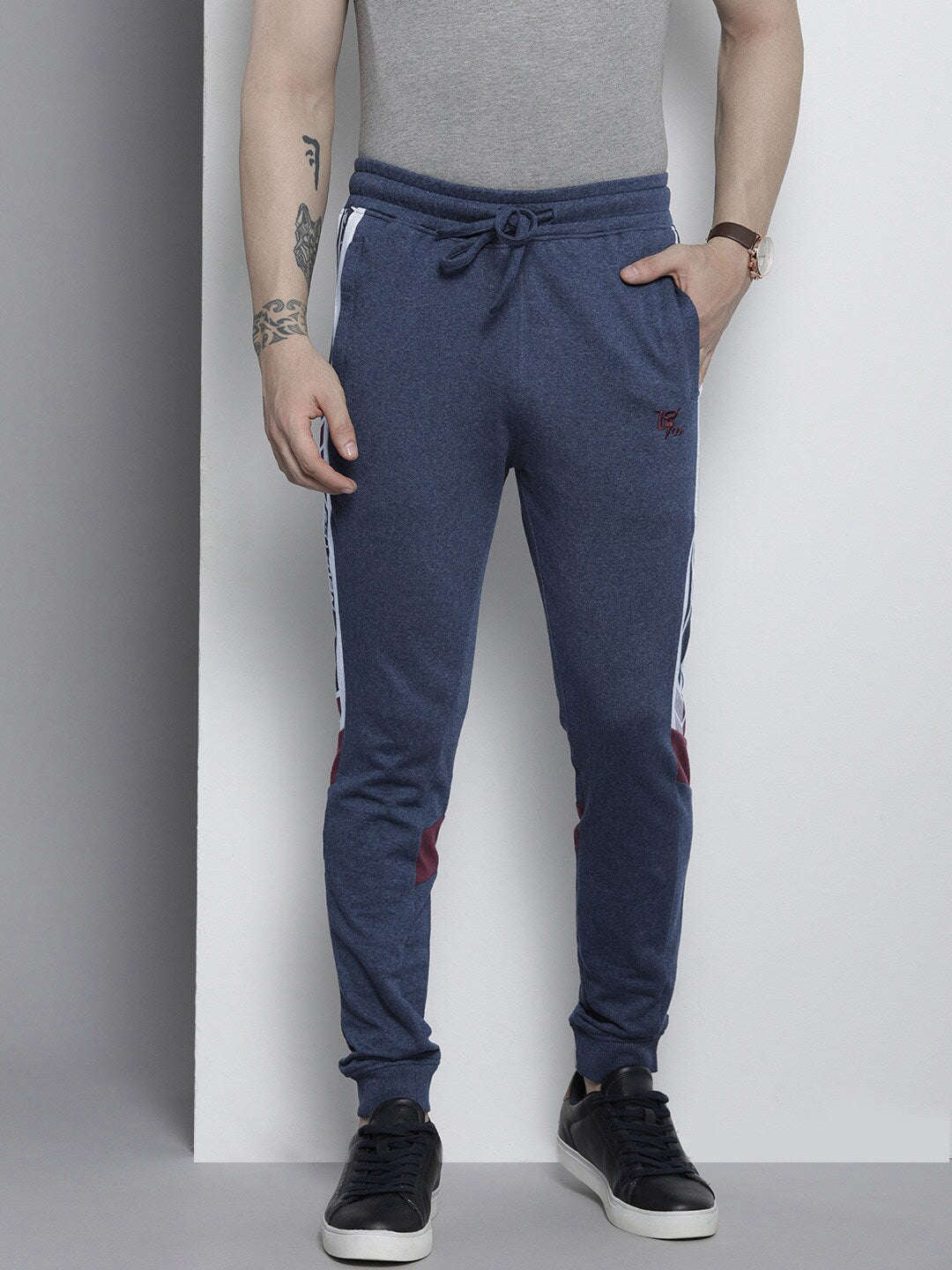 Shop Men Jogger Online.