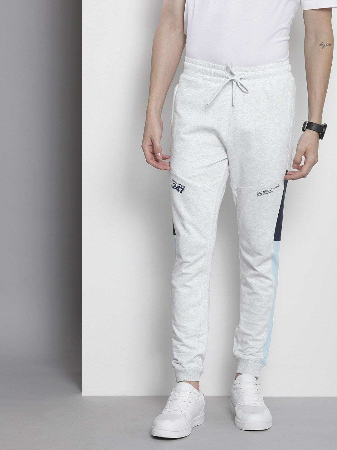 Shop Men Joggers Pant Online.