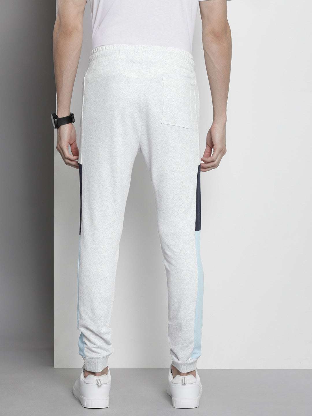 Shop Men Joggers Pant Online.