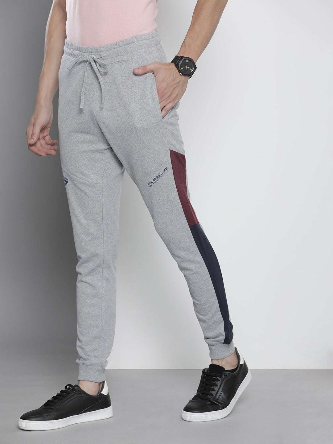 Shop Men Joggers Pant Online.