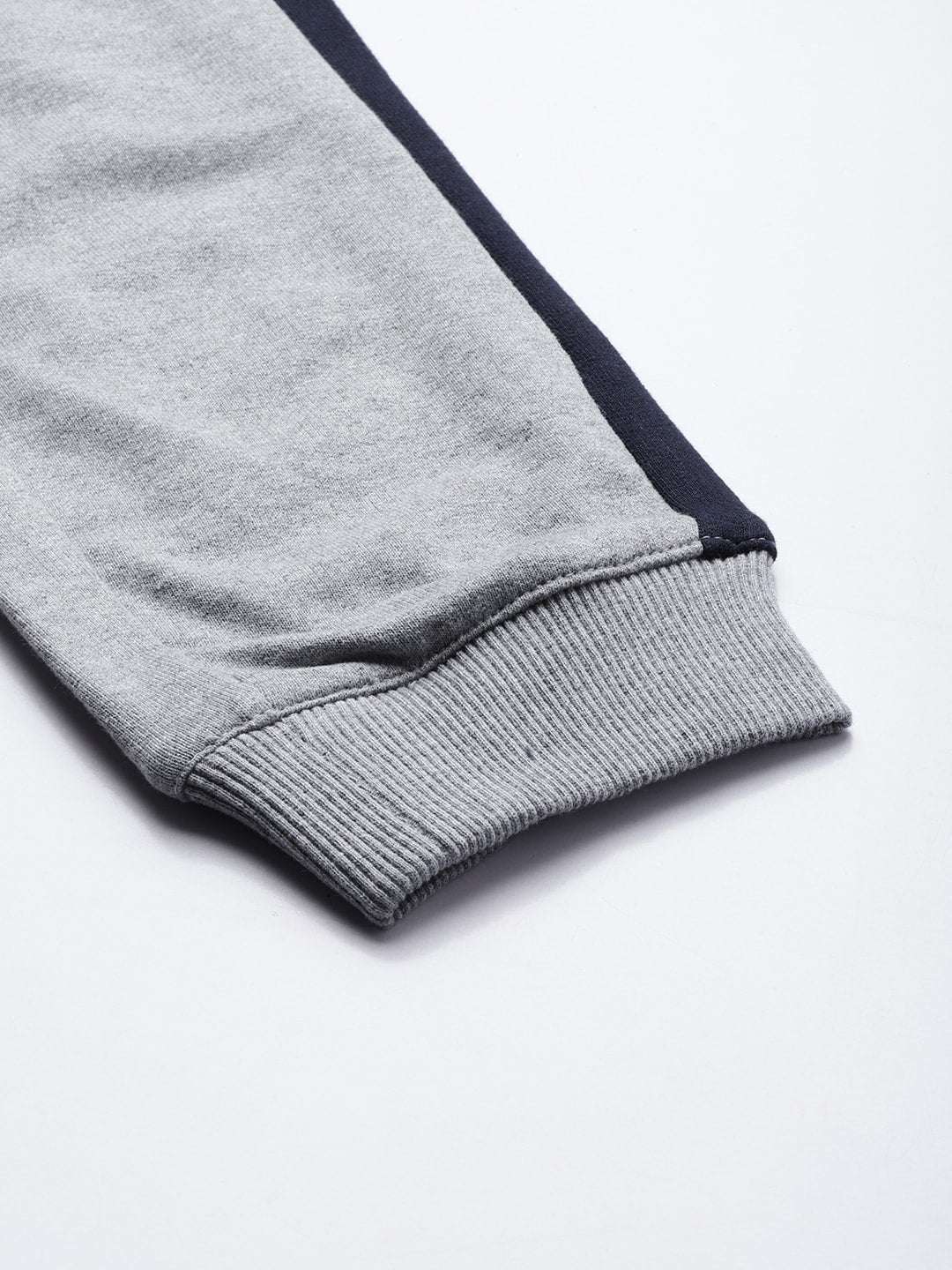 Shop Men Joggers Pant Online.