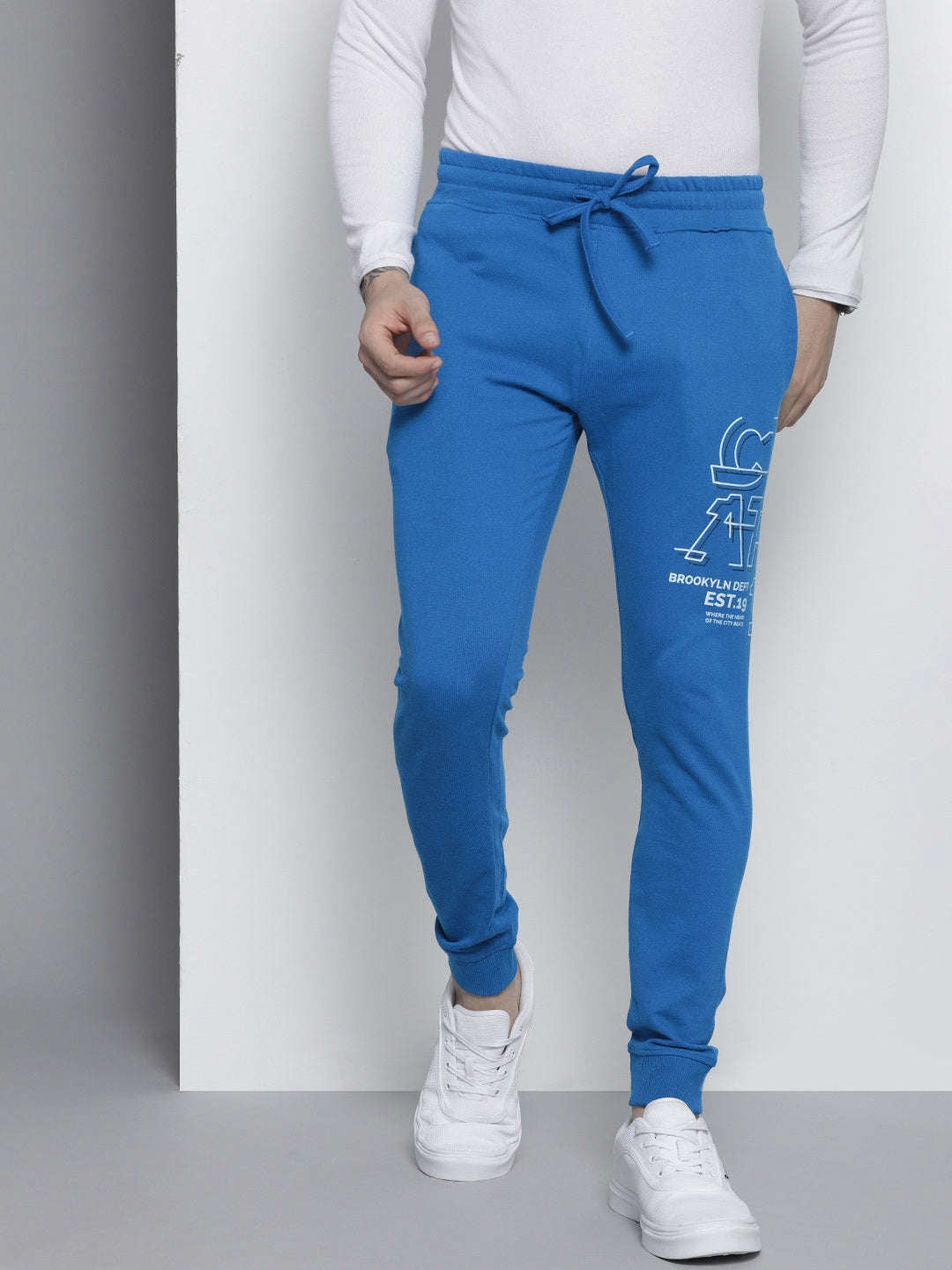 Shop Men Jogger Online.