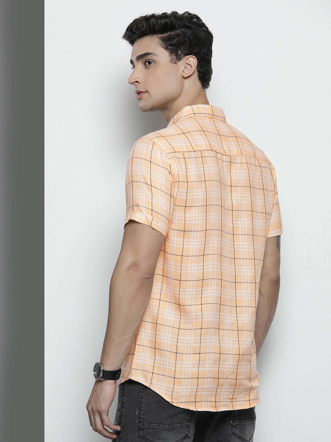 Shop Men Checked Shirt Online.