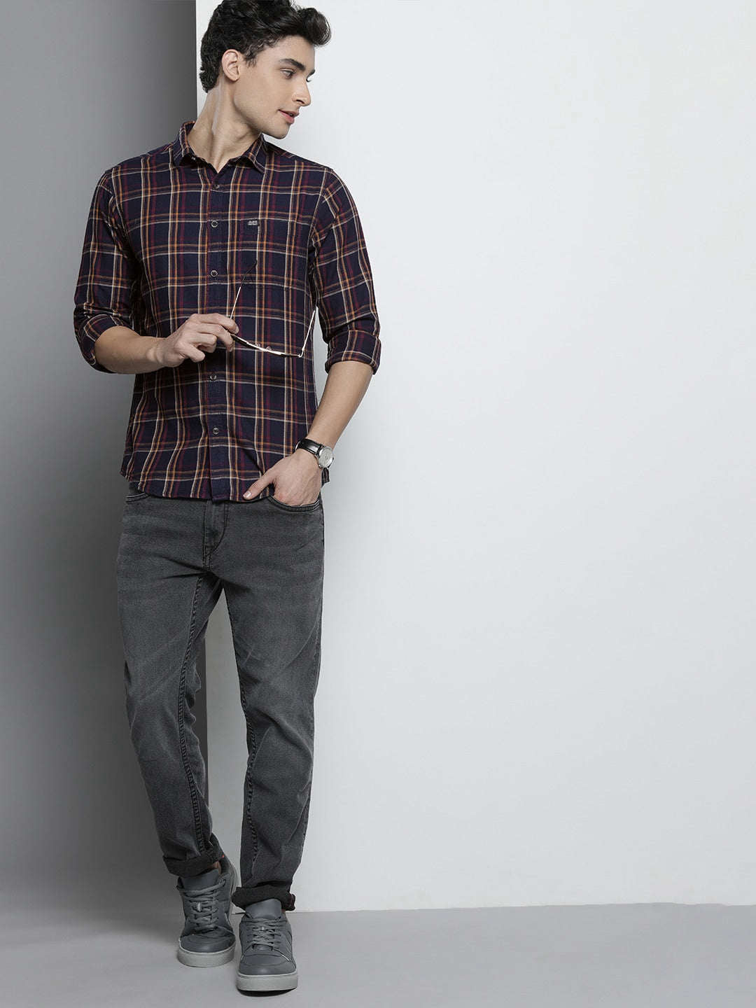 Shop Men Checked Shirt Online.