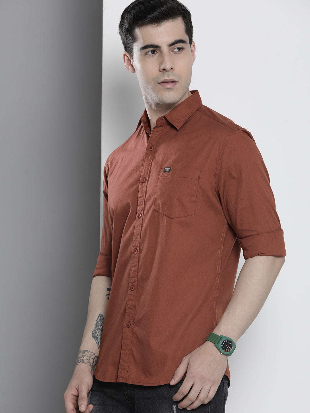 Shop Men's Solid Slim Fit Shirt Online.