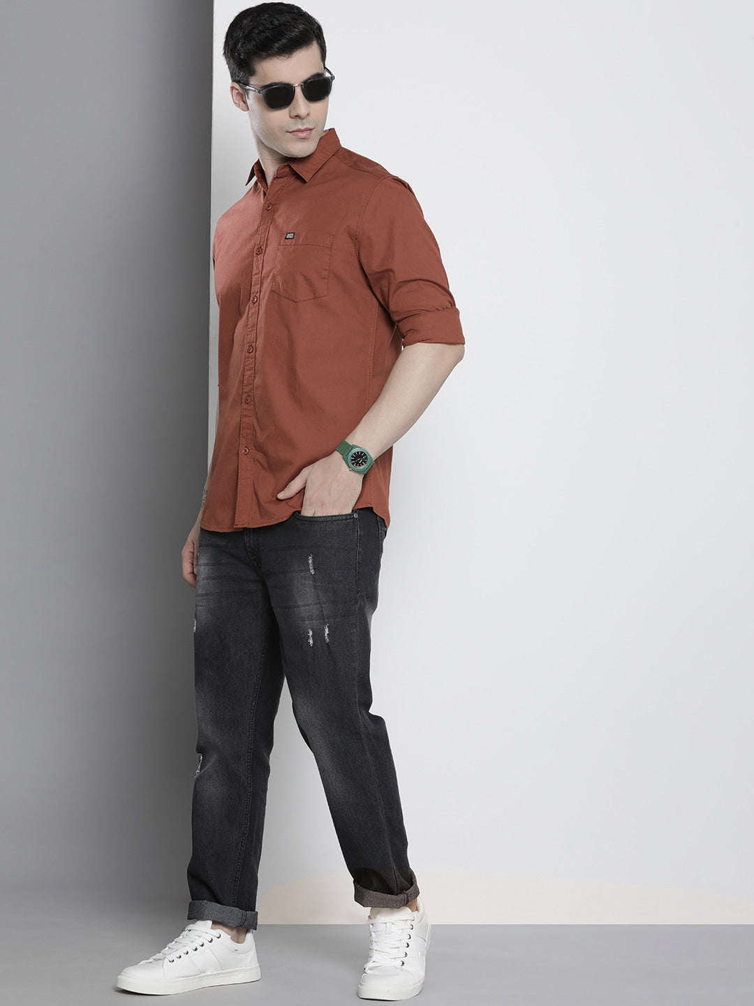 Shop Men's Solid Slim Fit Shirt Online.