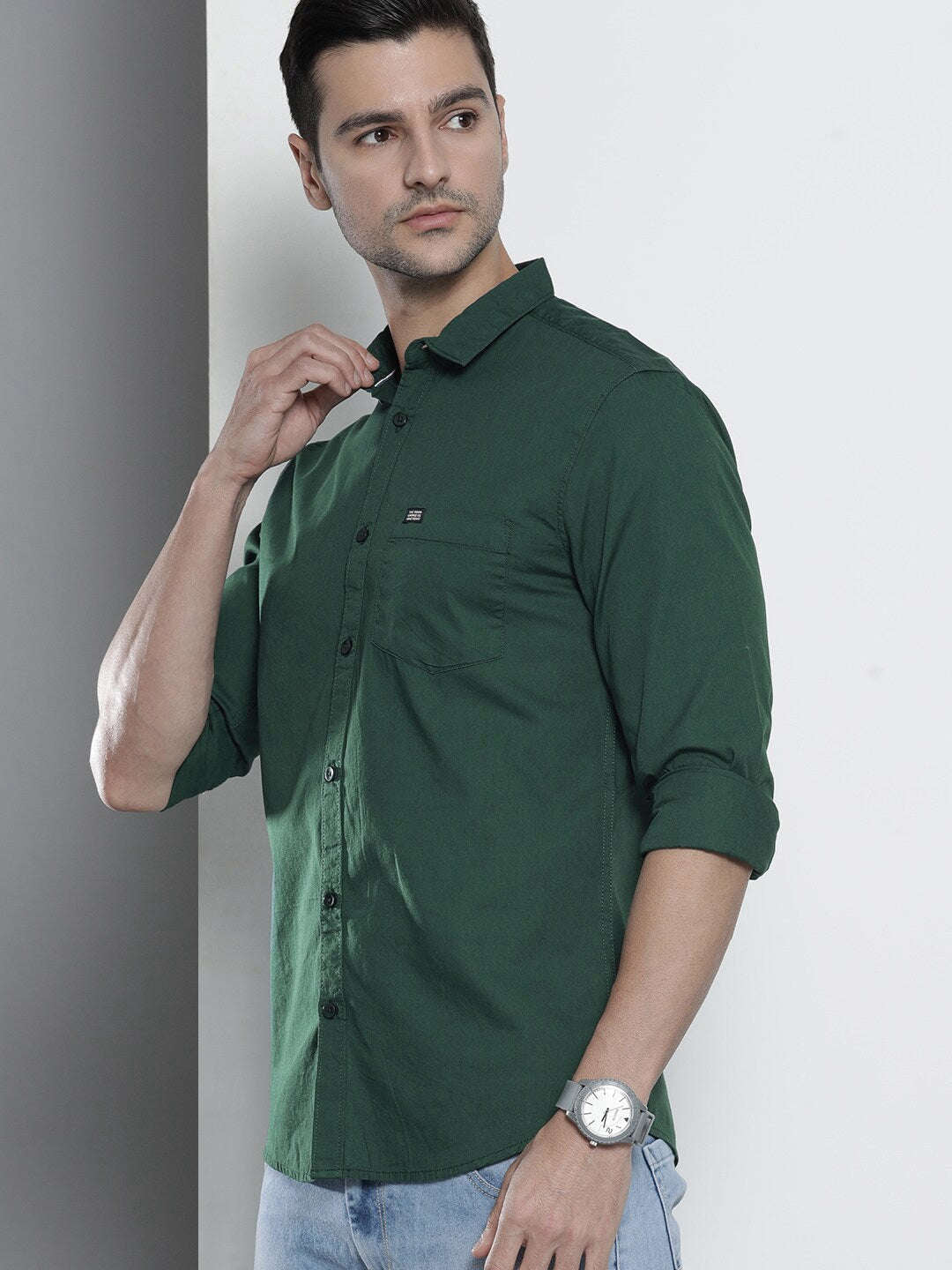 Shop Men's Solid Slim Fit Shirt Online.